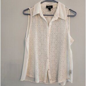 By & By Cream Sheer Printed Front Blouse.  Beautiful pattern.   Size XL.